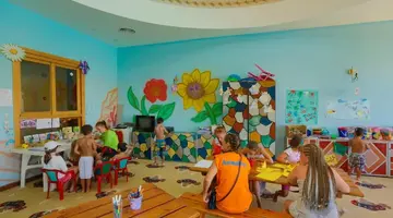 Titanic Beach - Families and Couples onl