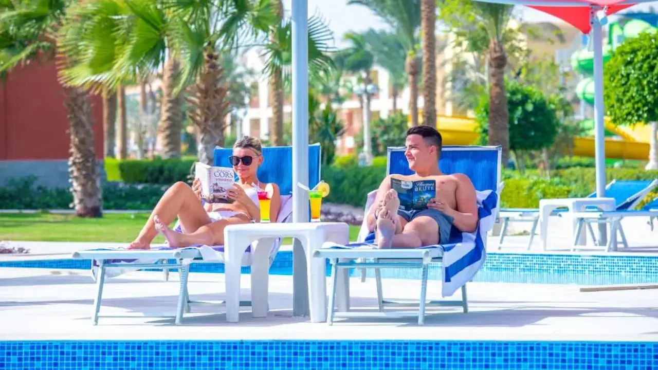 Titanic Beach - Families and Couples onl