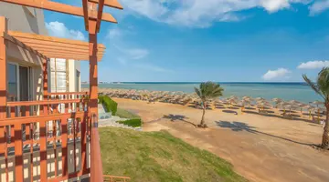 Titanic Beach