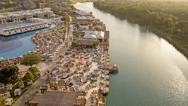 TITANIC DELUXE GOLF BELEK