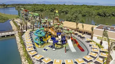 TITANIC DELUXE GOLF BELEK