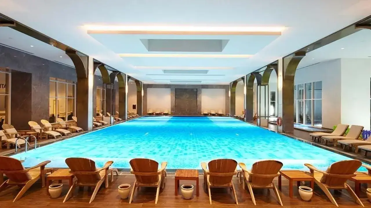 TITANIC DELUXE GOLF BELEK