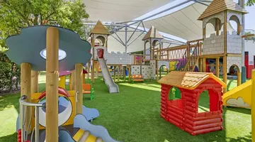 TITANIC DELUXE GOLF BELEK