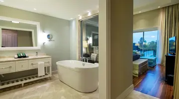 TITANIC DELUXE GOLF BELEK