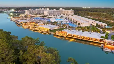 TITANIC DELUXE GOLF BELEK