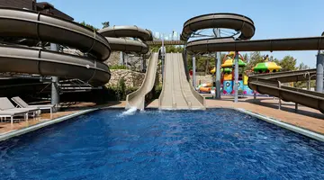 TITANIC LUXURY COLLECTION BODRUM