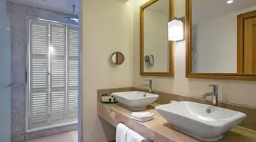 TITANIC LUXURY COLLECTION BODRUM