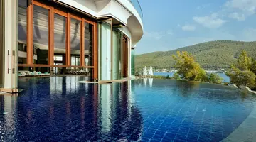 TITANIC LUXURY COLLECTION BODRUM
