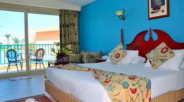 TITANIC PALACE & AQUA PARK BEACH RESORT