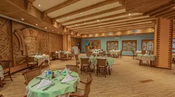 TITANIC PALACE & AQUA PARK BEACH RESORT