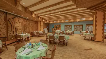 TITANIC PALACE RESORT