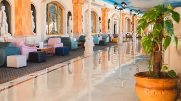 Titanic Palace