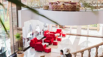 Titanic Palace