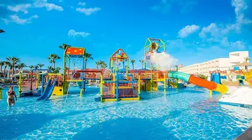 Titanic Resort Aquapark