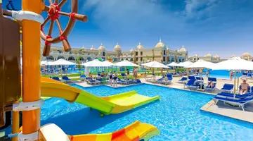 TITANIC ROYAL RESORT
