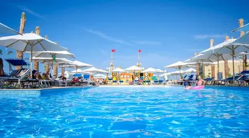 TITANIC ROYAL RESORT