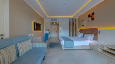 Titanic Royal