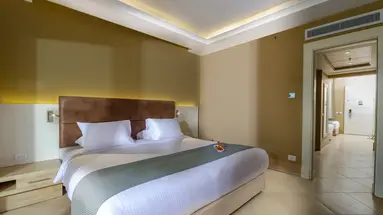 TITANIC ROYAL
