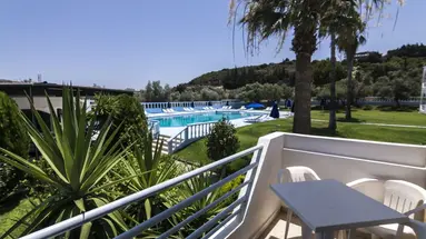Tivoli Hotel and Apartments
