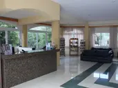 Tivoli Hotel and Apartments