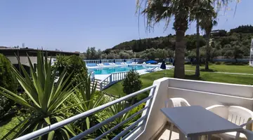 Tivoli Hotel and Apartments