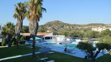 Tivoli Hotel and Apartments