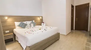 TIVOLI HOTEL