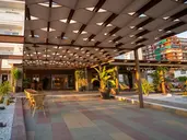 TMK Flora Park Adults Only
