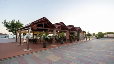 TMK Flora Park Adults Only
