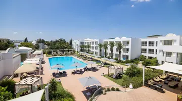 TMK FLORA PARK HOTEL