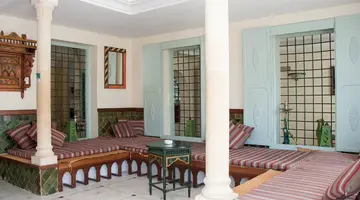 TMK FLORA PARK HOTEL