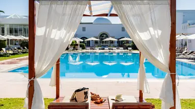 TMK FLORA PARK HOTEL