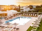 TMK FLORA PARK HOTEL