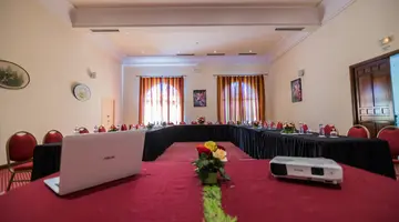 TMK FLORA PARK HOTEL