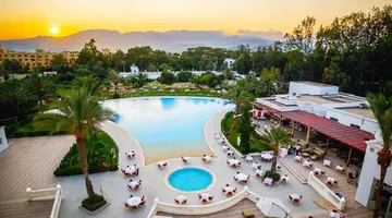 TMK L Atrium Yasmine Hotel