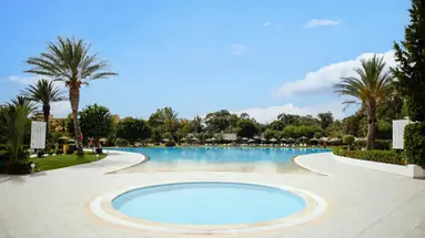 TMK L Atrium Yasmine Hotel