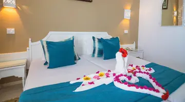 TMK MARINE BEACH Hotel