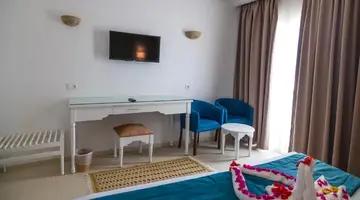 TMK MARINE BEACH Hotel