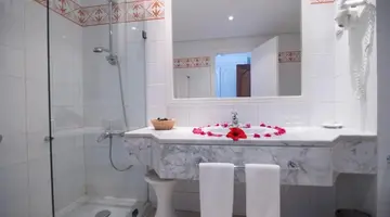 TMK MARINE BEACH Hotel