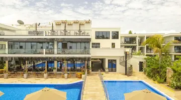 TOA Hotel & Spa