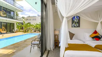 TOA Hotel & Spa