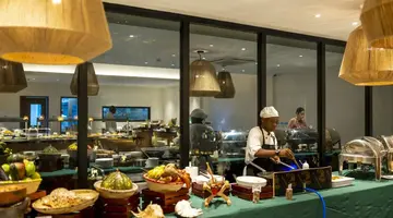 TOA Hotel & Spa