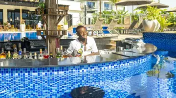 TOA Hotel & Spa