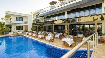TOA Hotel & Spa
