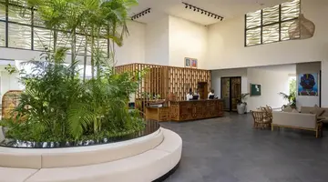 TOA Hotel & Spa