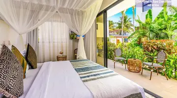 TOA Hotel & Spa