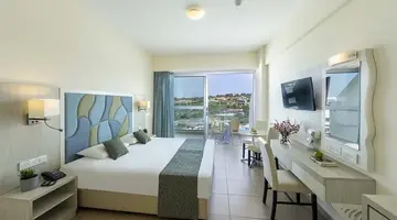 Tofinis Hotel