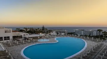 TOFINIS HOTEL