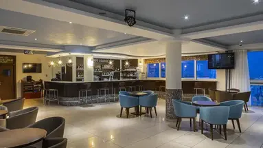 Tofinis Hotel