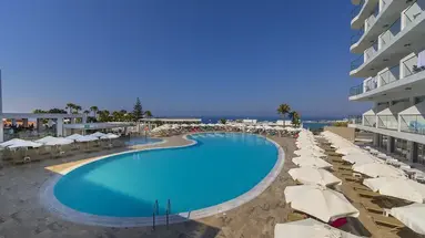 Tofinis Hotel